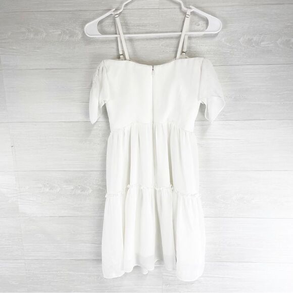 Dress the Population Justitia Off-the-Shoulder Fit And Flare Dress - Picture 5 of 6